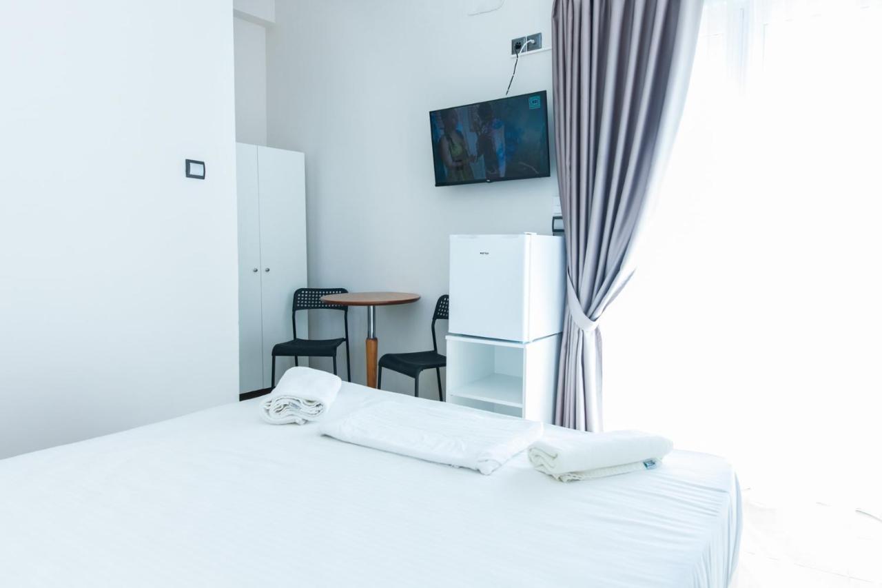 Silver Hotel Athens Double Room With Balcony ภายนอก รูปภาพ